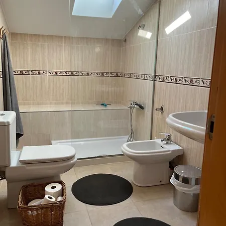 Apartment Spacious With 3 Bedrooms *