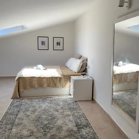 Spacious With 3 Bedrooms