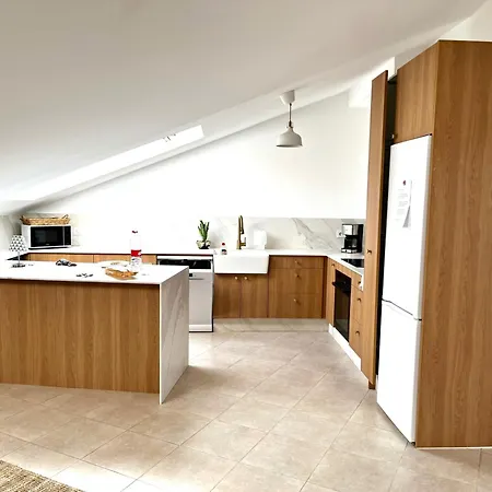 Spacious With 3 Bedrooms